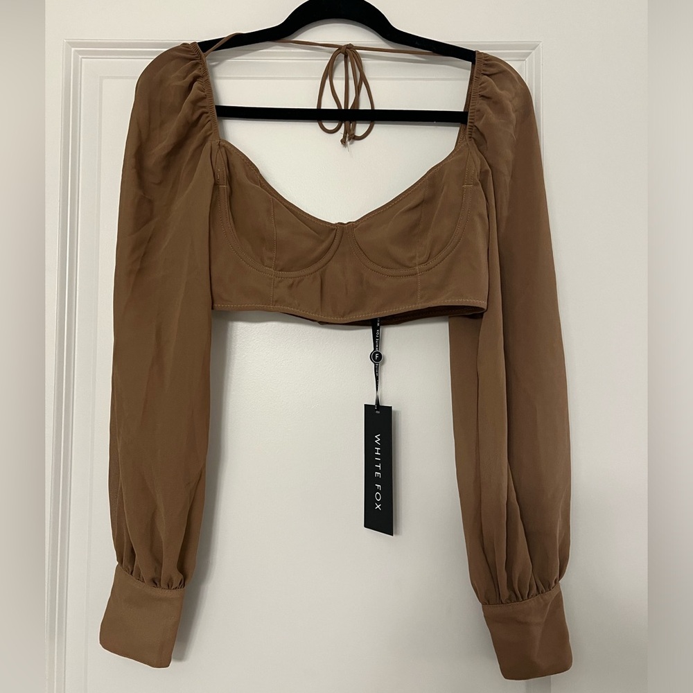 Cropped long sleeve top